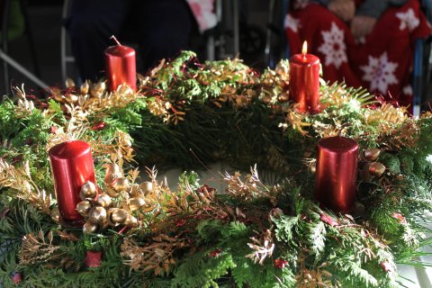 Žehnání adventního věnce