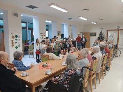 vánoční hudební vystoupení dětí ze ZŠ UH.Ostroh