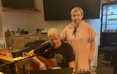 Vánoční večírek klientů s muzikou